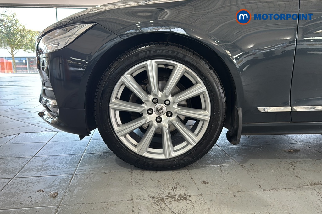 Volvo V90 Inscription Plus Automatic Petrol Estate - Stock Number (1649207) - 44th supplementary image