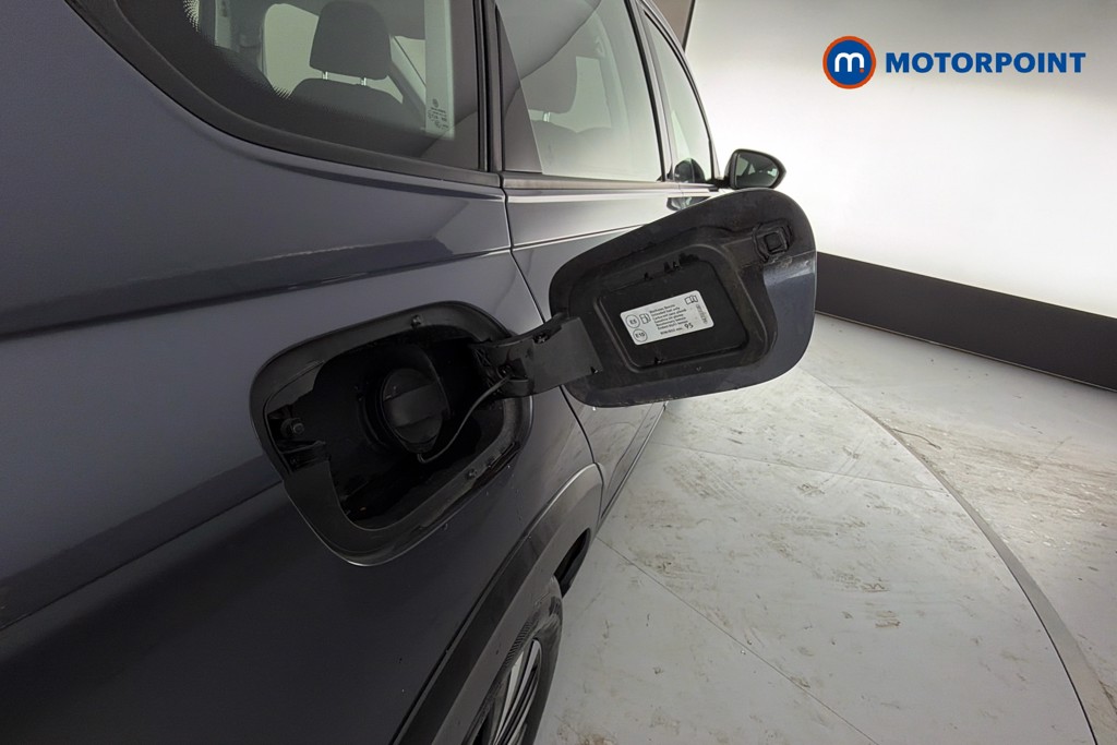 Volkswagen Taigo Life Manual Petrol SUV - Stock Number (1649264) - 41st supplementary image