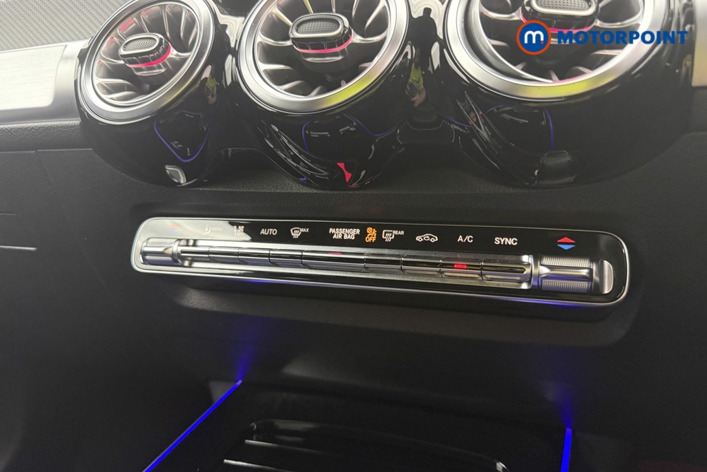 Mercedes-Benz GLB Amg Line Automatic Petrol SUV - Stock Number (1649391) - 17th supplementary image
