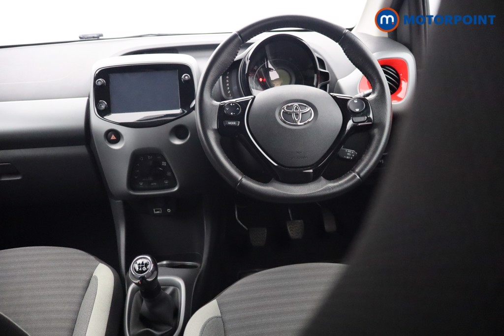 Toyota Aygo X-Trend Manual Petrol Hatchback - Stock Number (1649405) - 8th supplementary image