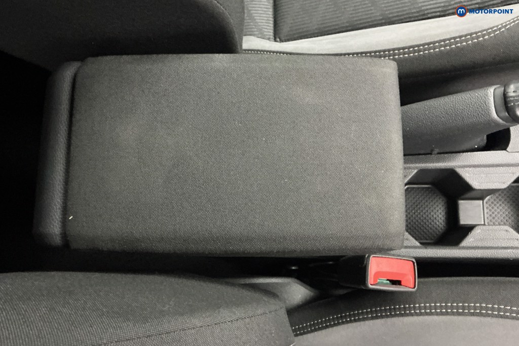 Volkswagen Taigo R-Line Automatic Petrol SUV - Stock Number (1649673) - 13th supplementary image