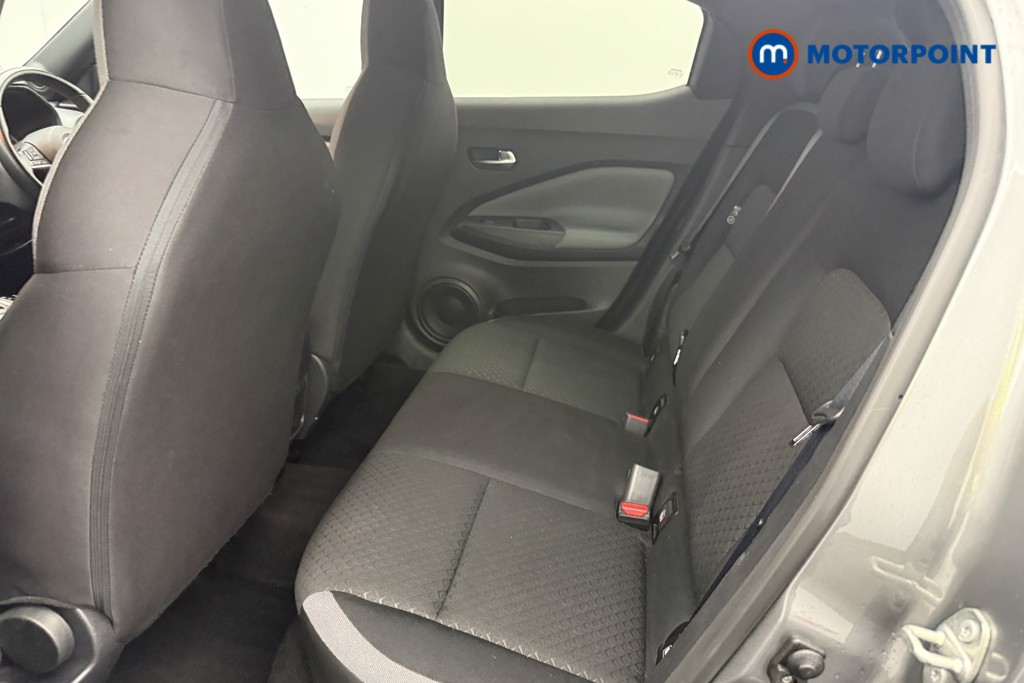 Nissan Juke N-Connecta Automatic Petrol SUV - Stock Number (1650111) - 4th supplementary image