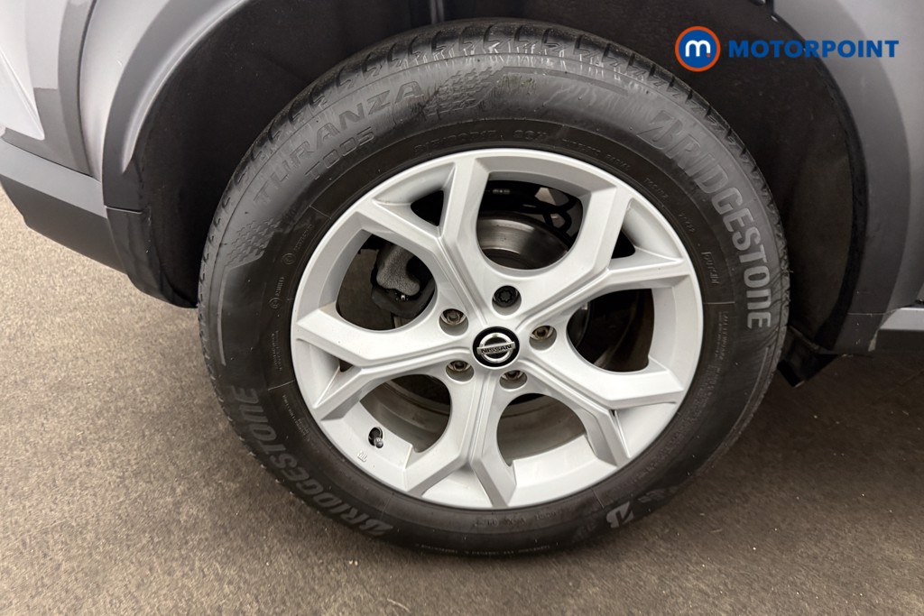 Nissan Juke N-Connecta Automatic Petrol SUV - Stock Number (1650111) - 23rd supplementary image