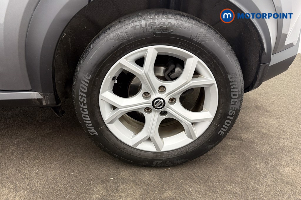Nissan Juke N-Connecta Automatic Petrol SUV - Stock Number (1650111) - 24th supplementary image