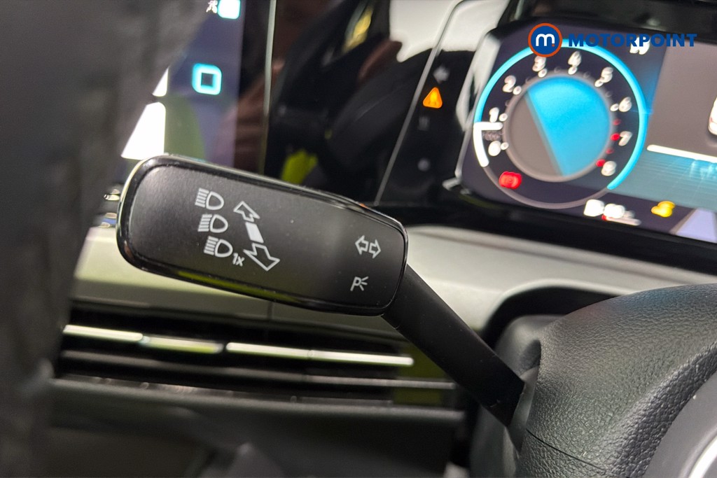 Volkswagen Golf Life Manual Petrol Hatchback - Stock Number (1650386) - 6th supplementary image
