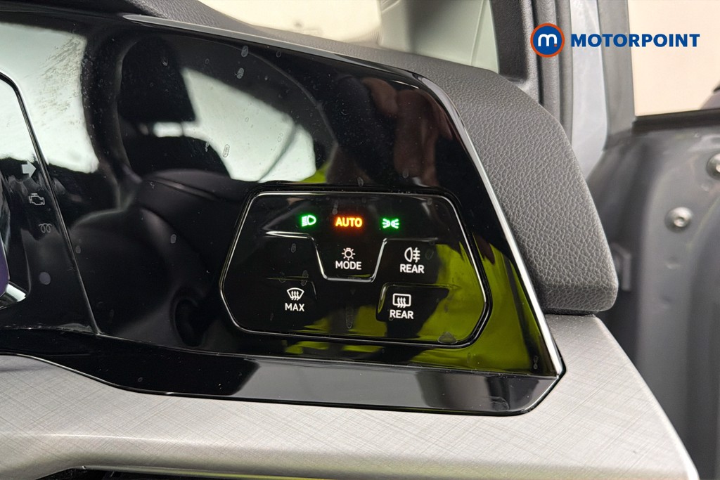 Volkswagen Golf Life Manual Petrol Hatchback - Stock Number (1650386) - 18th supplementary image