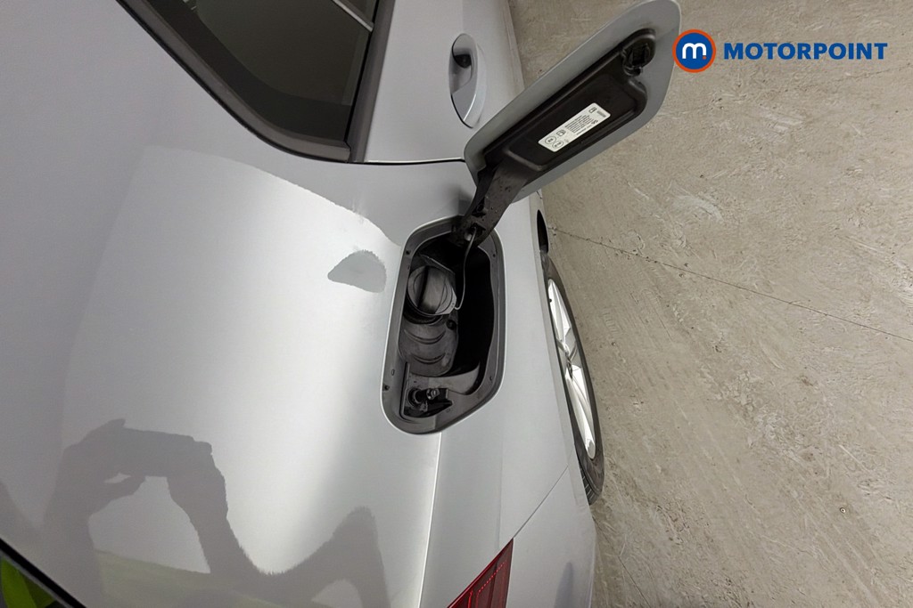 Volkswagen Golf Life Manual Petrol Hatchback - Stock Number (1650386) - 41st supplementary image
