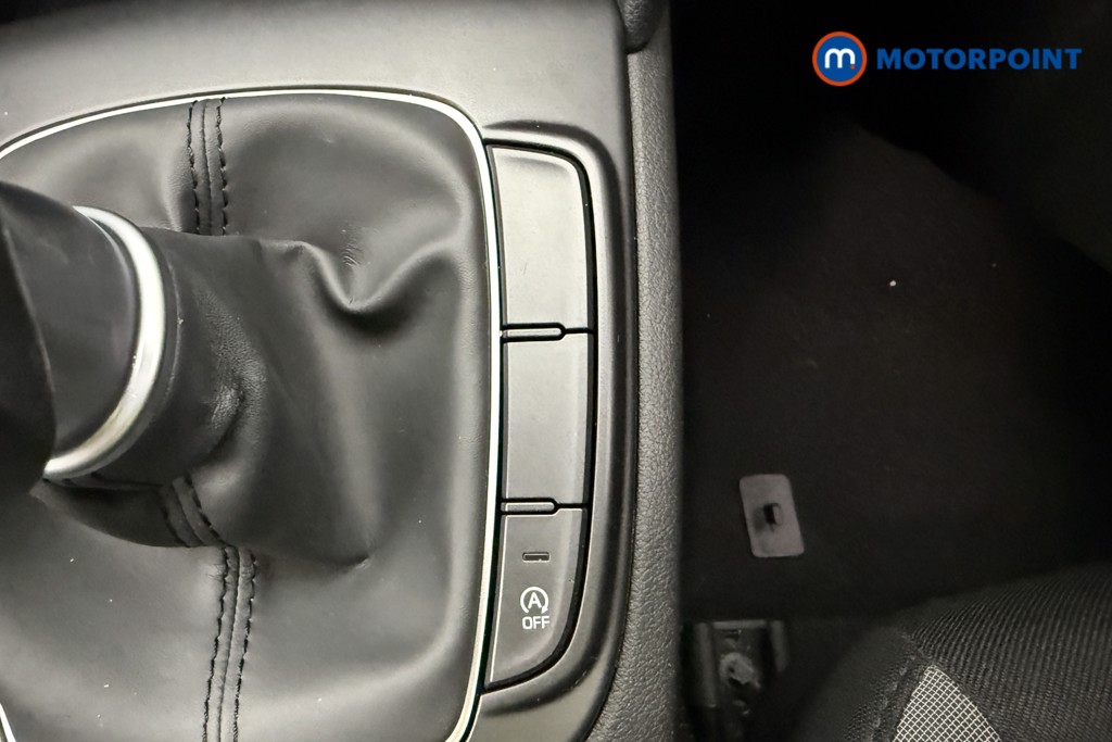 Hyundai Kona SE Manual Petrol SUV - Stock Number (1650421) - 16th supplementary image