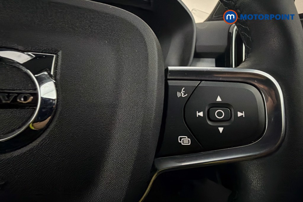 Volvo Xc40 Core Automatic Petrol SUV - Stock Number (1650752) - 4th supplementary image