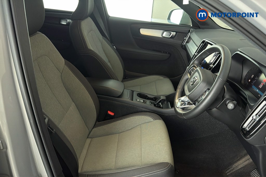 Volvo Xc40 Core Automatic Petrol SUV - Stock Number (1650752) - 22nd supplementary image
