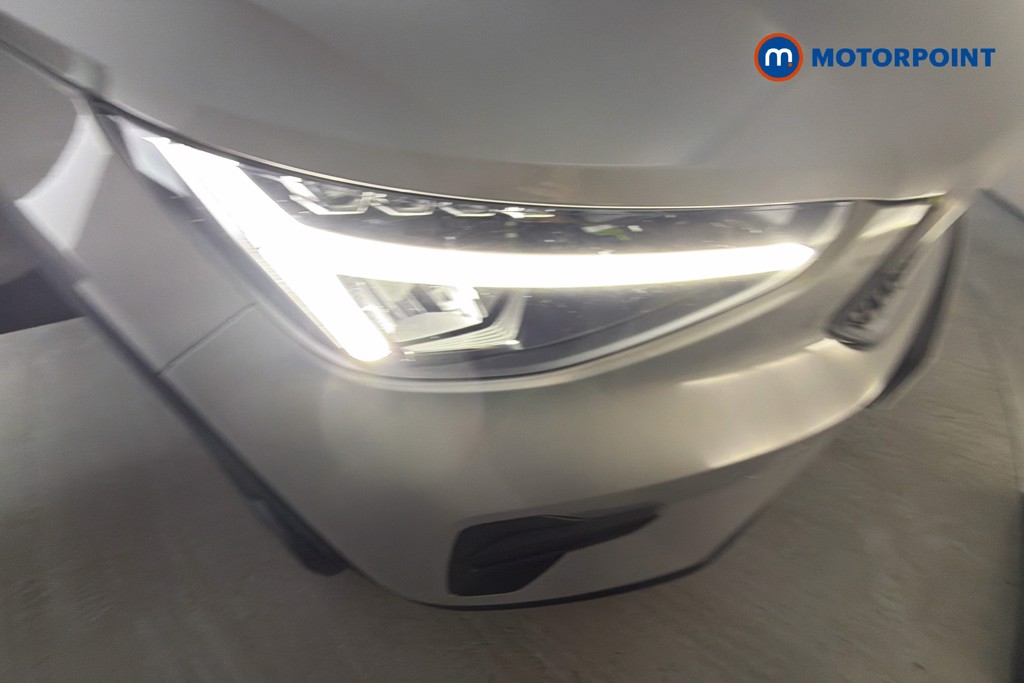 Volvo Xc40 Core Automatic Petrol SUV - Stock Number (1650752) - 44th supplementary image
