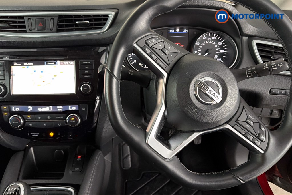 Nissan Qashqai N-Motion Manual Petrol SUV - Stock Number (1650762) - 2nd supplementary image