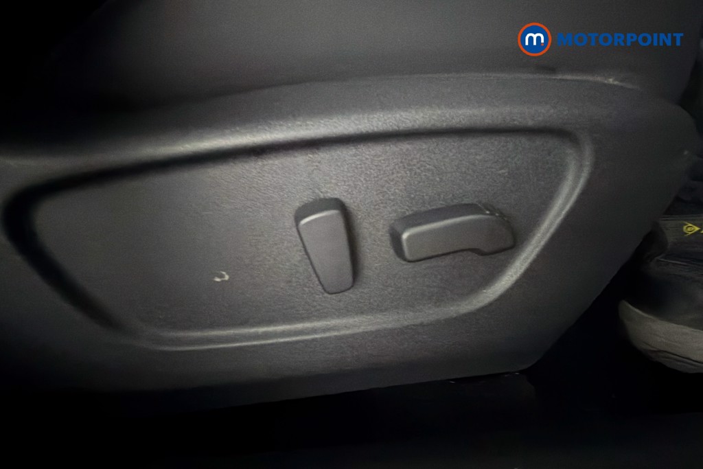 Nissan Qashqai N-Motion Manual Petrol SUV - Stock Number (1650762) - 25th supplementary image