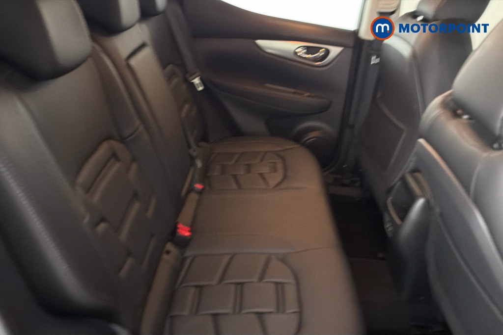 Nissan Qashqai N-Motion Manual Petrol SUV - Stock Number (1650762) - 28th supplementary image