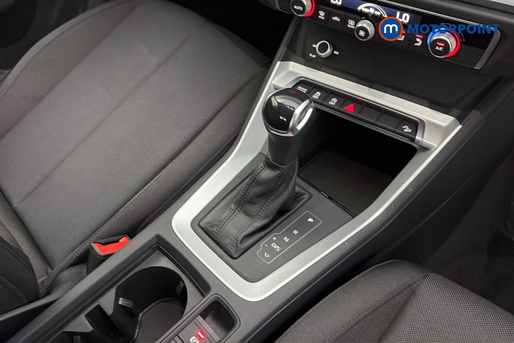 Audi Q3 Technik Automatic Petrol SUV - Stock Number (1650887) - 15th supplementary image