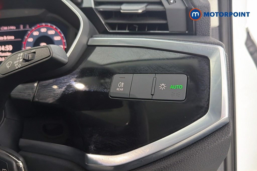Audi Q3 Technik Automatic Petrol SUV - Stock Number (1650887) - 18th supplementary image