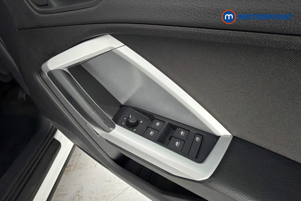 Audi Q3 Technik Automatic Petrol SUV - Stock Number (1650887) - 20th supplementary image