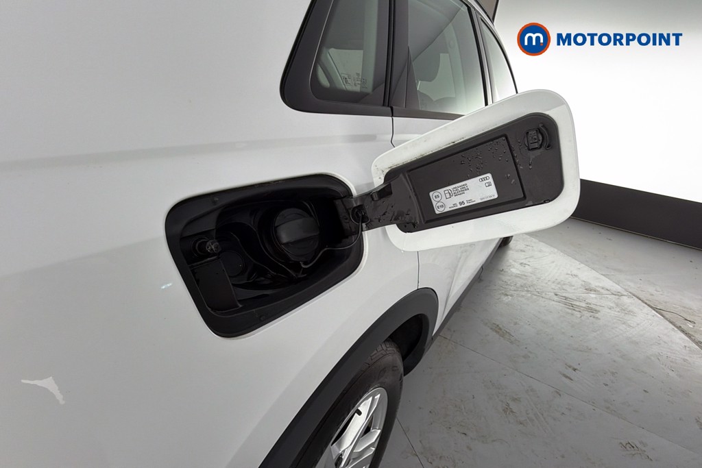 Audi Q3 Technik Automatic Petrol SUV - Stock Number (1650887) - 41st supplementary image
