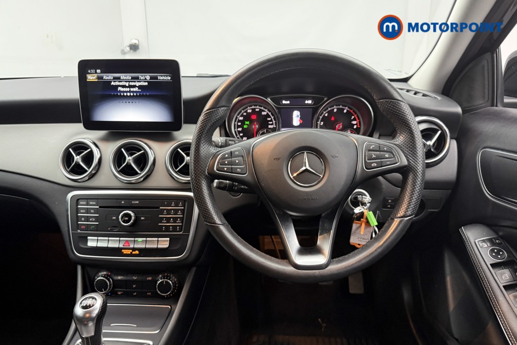 Mercedes-Benz GLA Urban Edition Manual Petrol SUV - Stock Number (1651004) - 2nd supplementary image