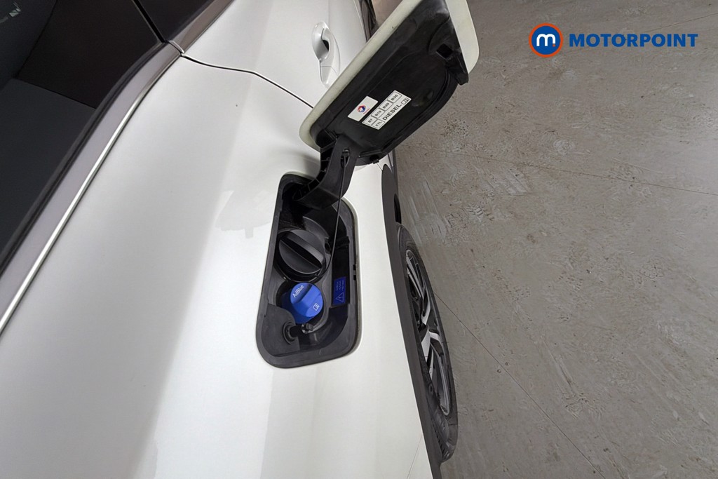 Peugeot 3008 GT Automatic Diesel SUV - Stock Number (1651206) - 41st supplementary image