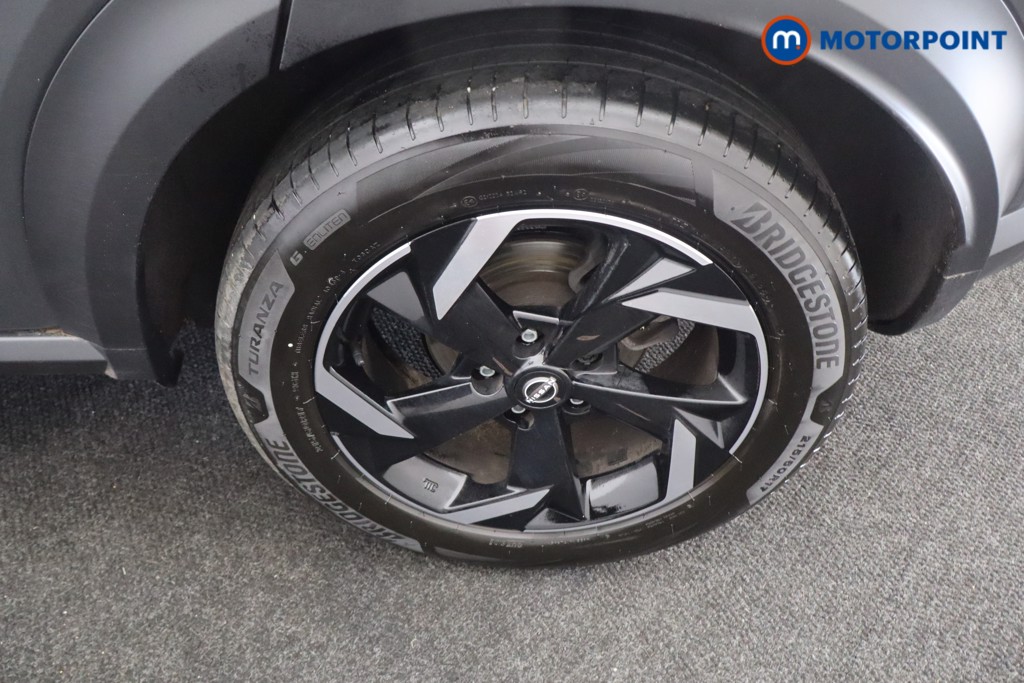 Nissan Juke N-Connecta Manual Petrol SUV - Stock Number (1651237) - 28th supplementary image
