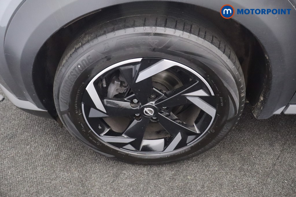 Nissan Juke N-Connecta Manual Petrol SUV - Stock Number (1651237) - 30th supplementary image