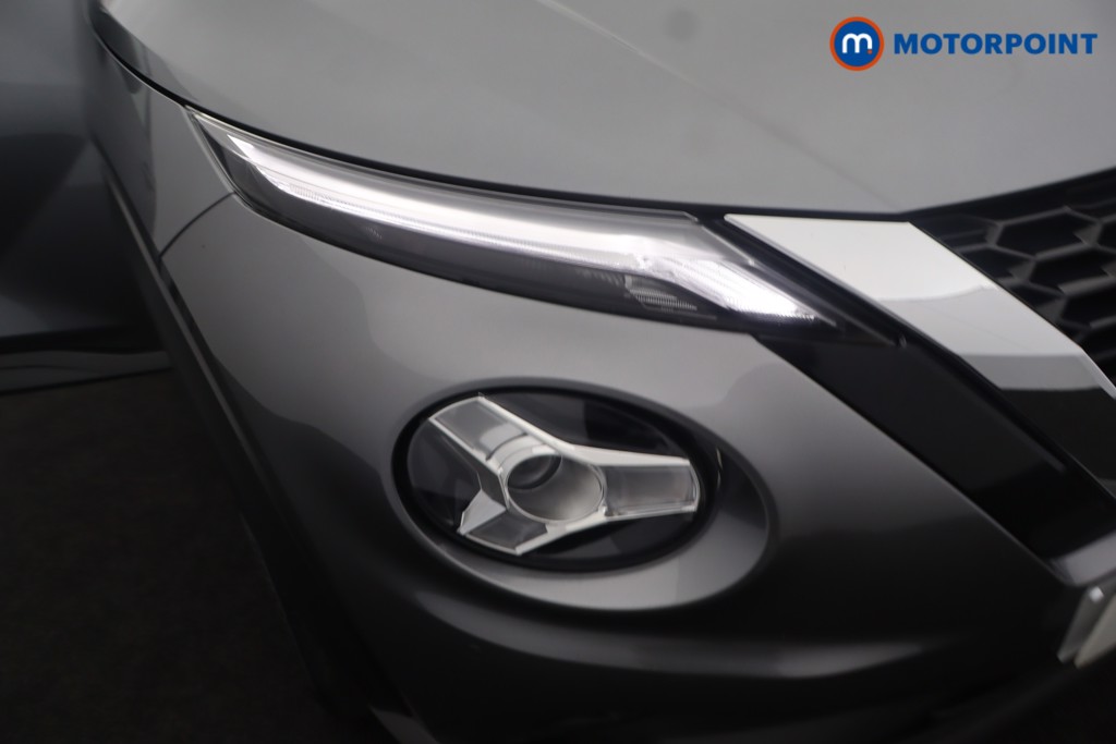 Nissan Juke N-Connecta Manual Petrol SUV - Stock Number (1651237) - 32nd supplementary image