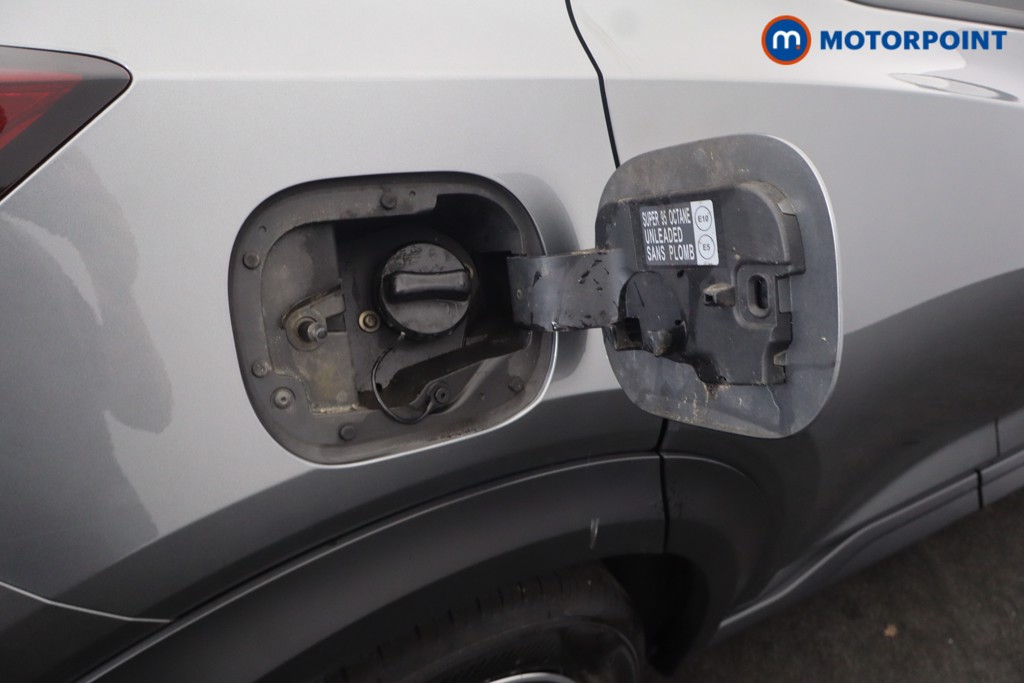 Nissan Juke N-Connecta Manual Petrol SUV - Stock Number (1651237) - 36th supplementary image