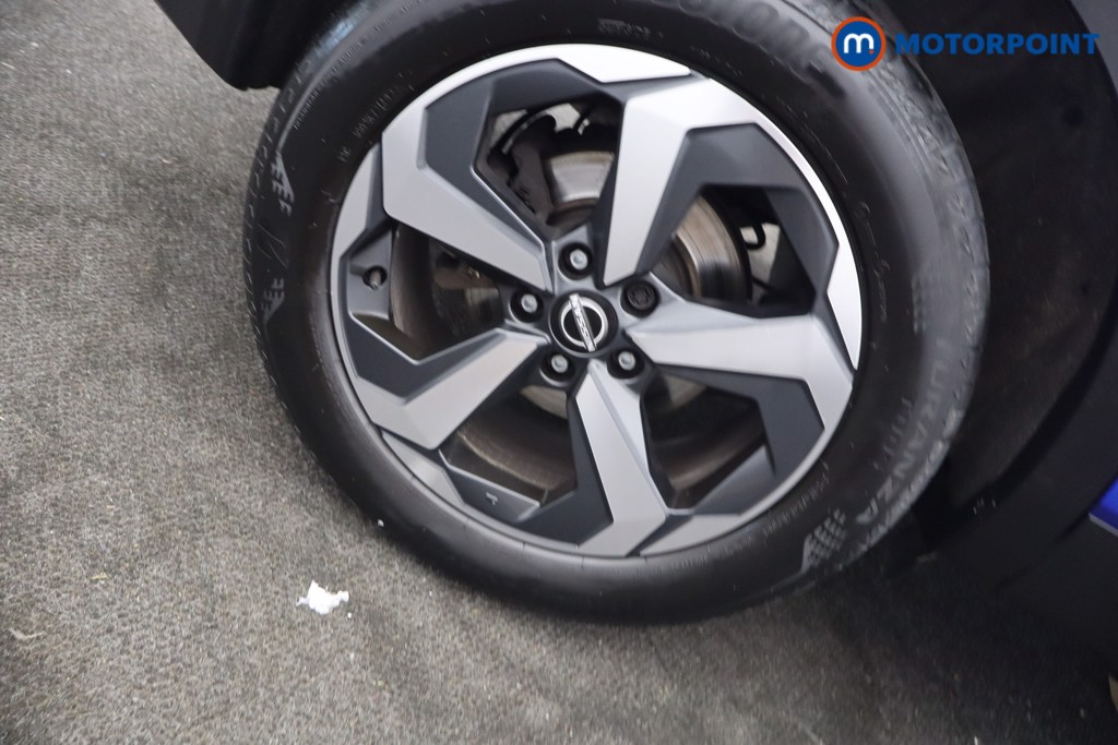 Nissan Qashqai N-Connecta Manual Petrol SUV - Stock Number (1651262) - 15th supplementary image