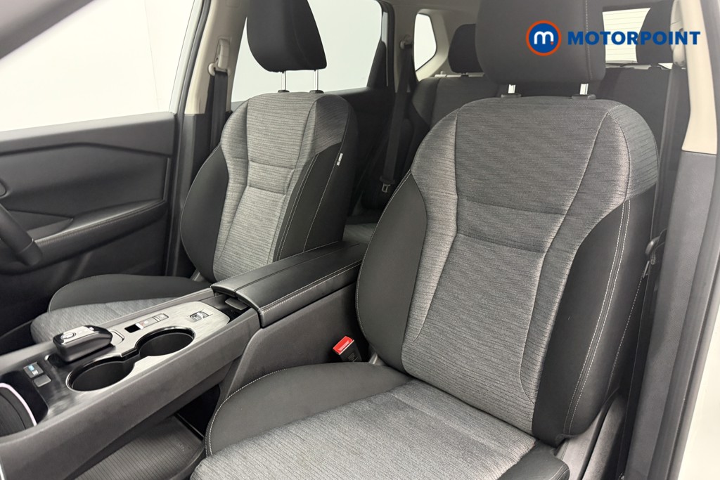 Nissan X-Trail N-Connecta Automatic Petrol-Electric Hybrid SUV - Stock Number (1651409) - 3rd supplementary image