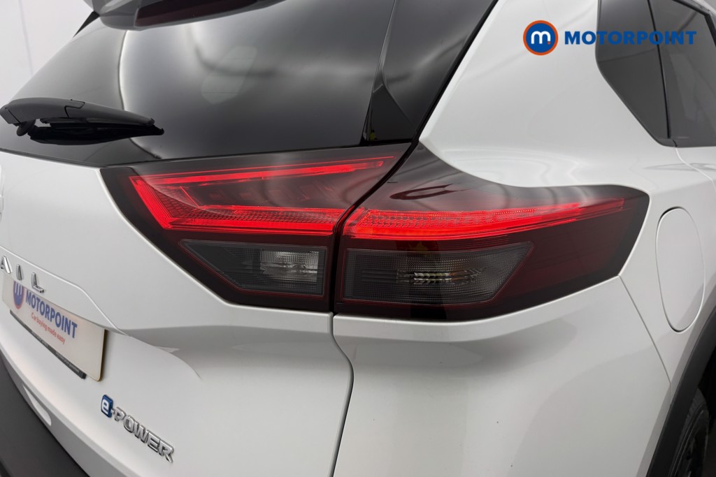 Nissan X-Trail N-Connecta Automatic Petrol-Electric Hybrid SUV - Stock Number (1651409) - 17th supplementary image