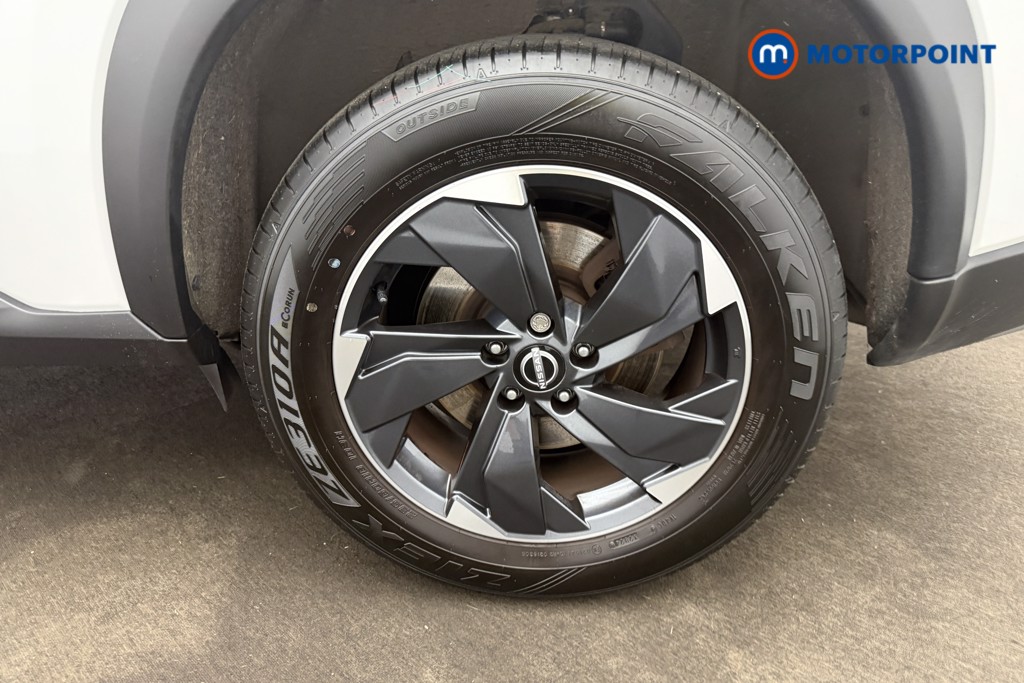 Nissan X-Trail N-Connecta Automatic Petrol-Electric Hybrid SUV - Stock Number (1651409) - 24th supplementary image