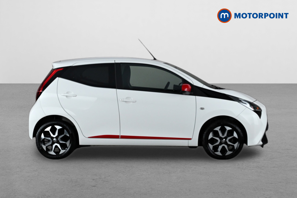Toyota Aygo X-Trend Manual Petrol Hatchback - Stock Number (1651478) - Drivers side