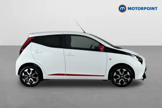 Toyota Aygo X-Trend Manual Petrol Hatchback - Stock Number (1651478) - Drivers side