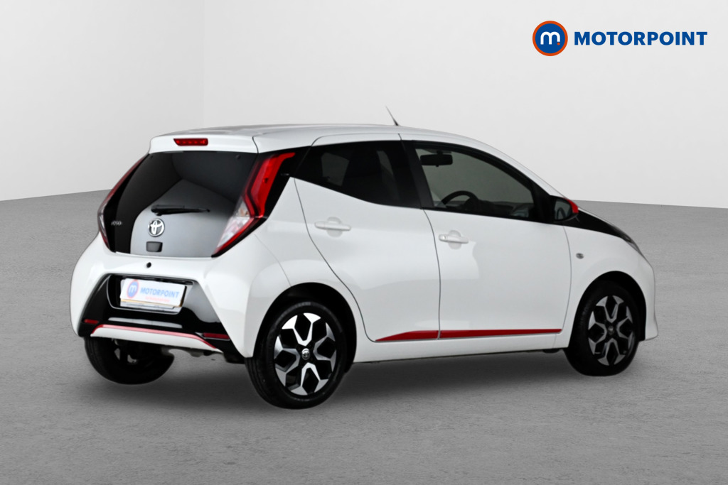 Toyota Aygo X-Trend Manual Petrol Hatchback - Stock Number (1651478) - Drivers side rear corner