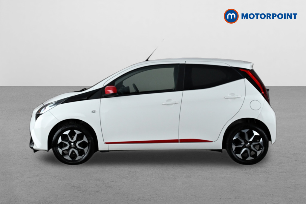 Toyota Aygo X-Trend Manual Petrol Hatchback - Stock Number (1651478) - Passenger side