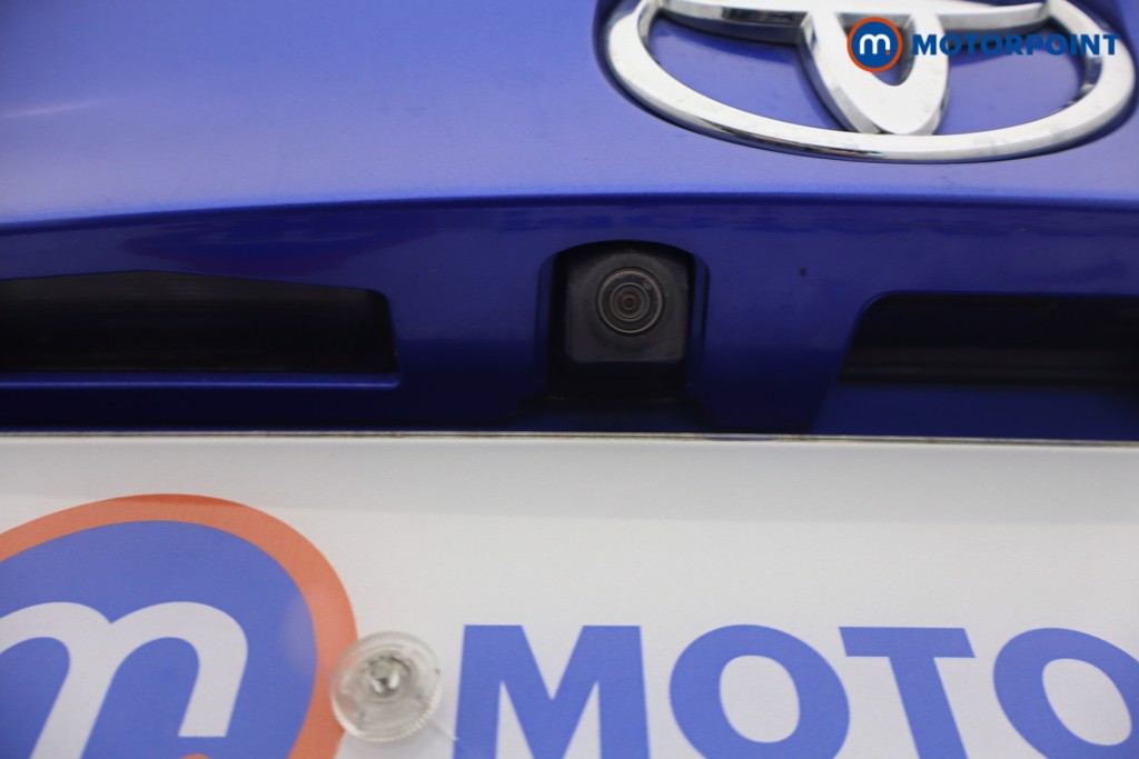 Toyota C-Hr Dynamic Manual Petrol SUV - Stock Number (1651775) - 5th supplementary image
