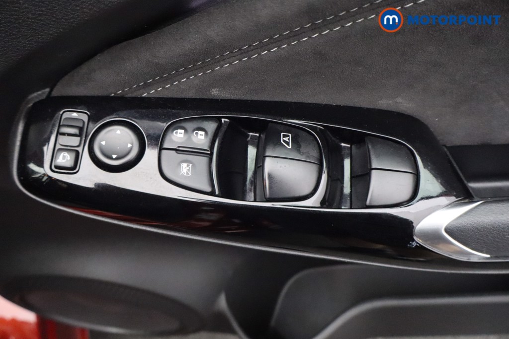 Nissan Juke Tekna-Plus Automatic Petrol-Electric Hybrid SUV - Stock Number (1651909) - 18th supplementary image