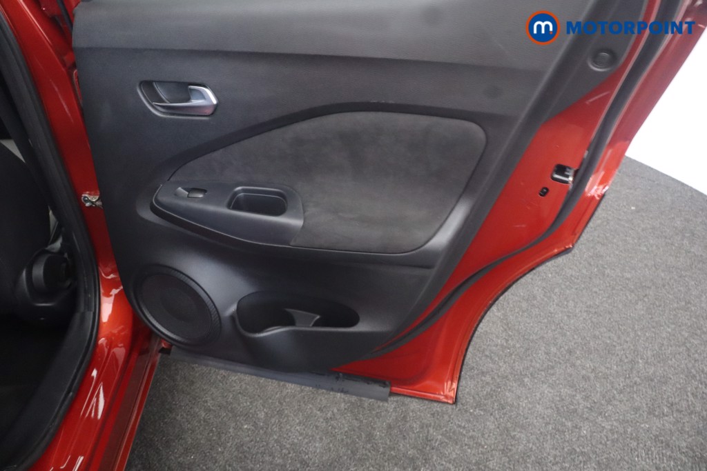 Nissan Juke Tekna-Plus Automatic Petrol-Electric Hybrid SUV - Stock Number (1651909) - 21st supplementary image