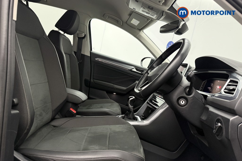 Volkswagen T-Roc Style Manual Petrol SUV - Stock Number (1651961) - 8th supplementary image