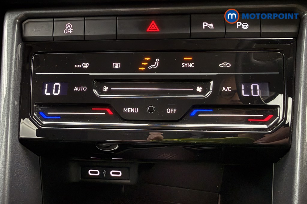 Volkswagen T-Roc Style Manual Petrol SUV - Stock Number (1651961) - 16th supplementary image