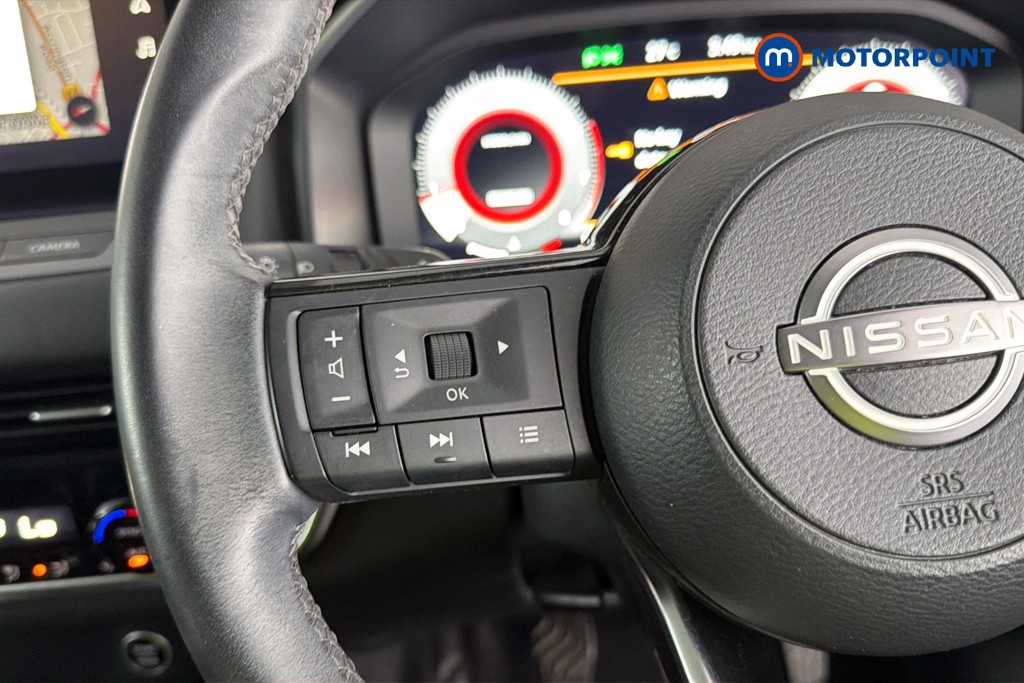 Nissan Qashqai N-Connecta Manual Petrol SUV - Stock Number (1652088) - 3rd supplementary image