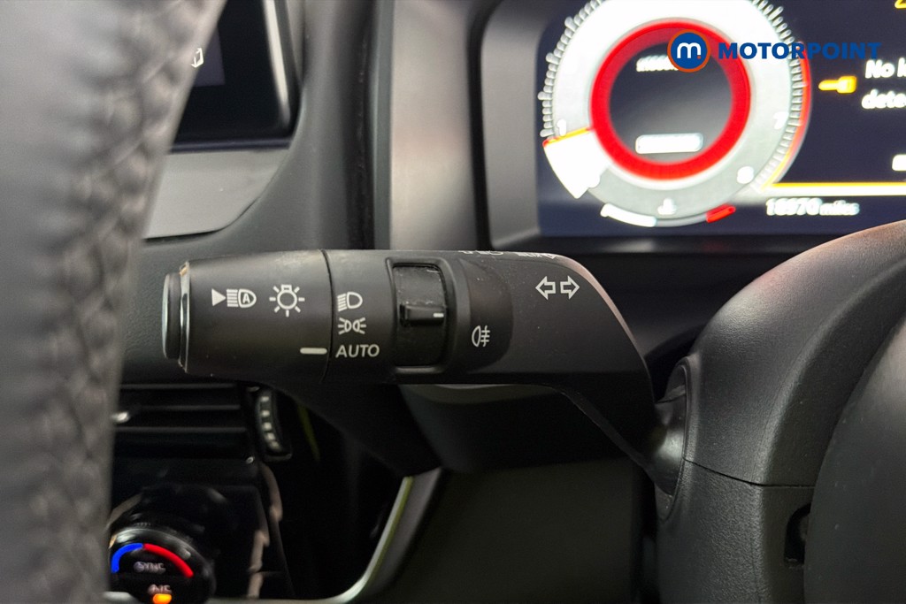 Nissan Qashqai N-Connecta Manual Petrol SUV - Stock Number (1652088) - 6th supplementary image