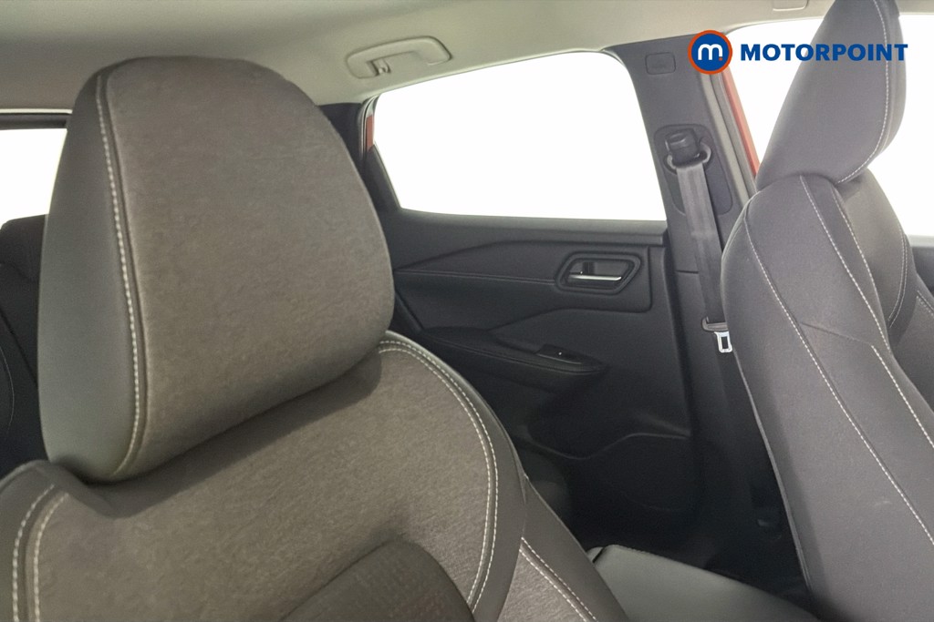 Nissan Qashqai N-Connecta Manual Petrol SUV - Stock Number (1652088) - 23rd supplementary image