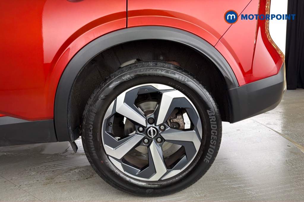 Nissan Qashqai N-Connecta Manual Petrol SUV - Stock Number (1652088) - 48th supplementary image