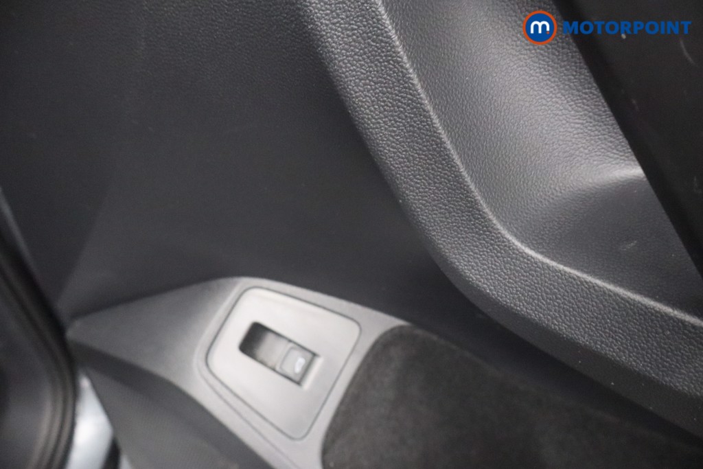 Volkswagen Tiguan Allspace Life Automatic Petrol SUV - Stock Number (1652101) - 13th supplementary image
