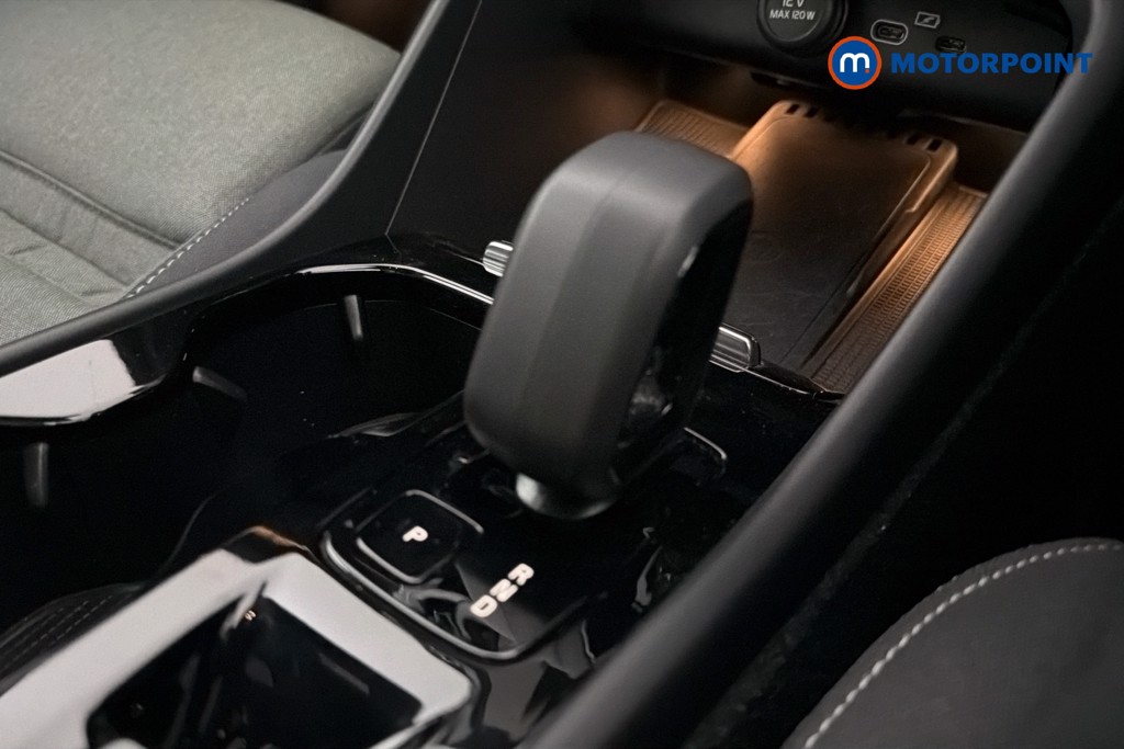 Volvo Xc40 Plus Automatic Petrol SUV - Stock Number (1652609) - 15th supplementary image