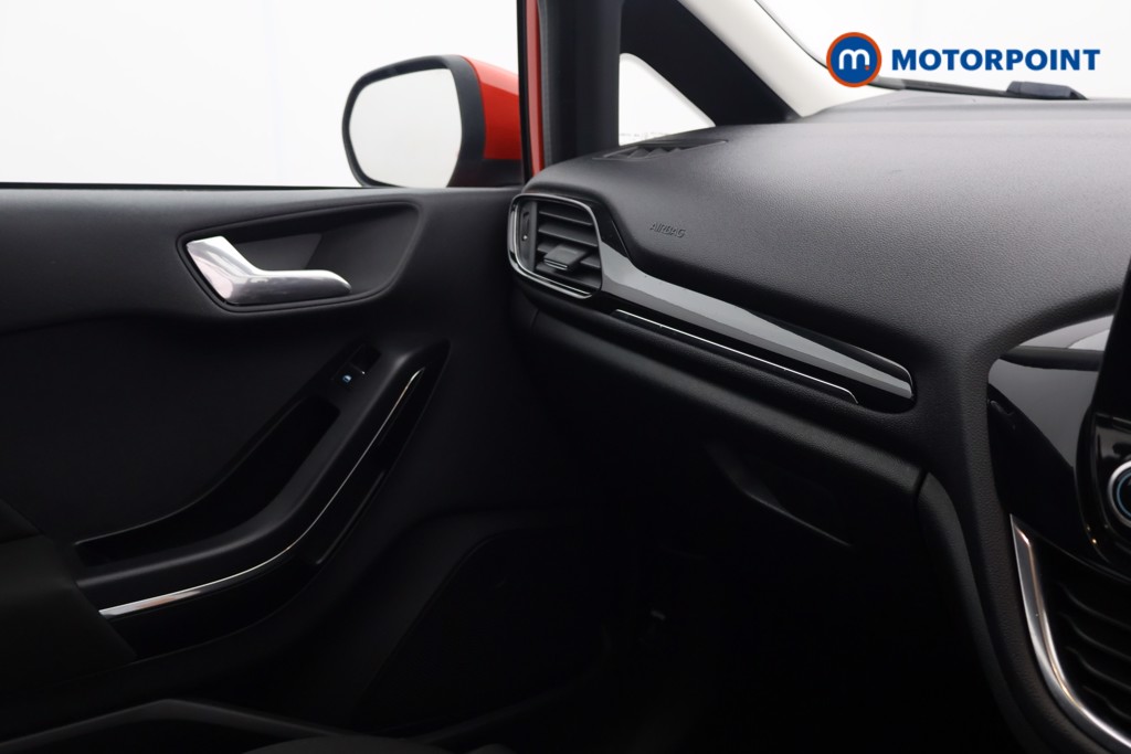 Ford Fiesta Zetec Manual Petrol Hatchback - Stock Number (1652795) - 10th supplementary image