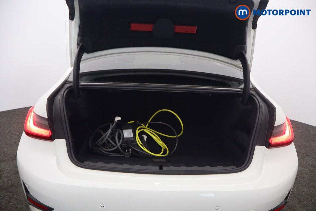 BMW 3 Series Se Pro Automatic Petrol Plug-In Hybrid Saloon - Stock Number (1652802) - 12th supplementary image