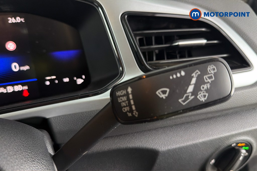 Volkswagen T-Roc Life Manual Petrol SUV - Stock Number (1652824) - 7th supplementary image